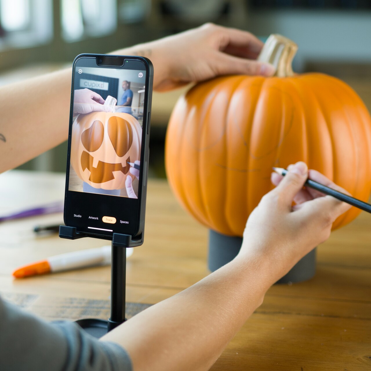 Pumpkin Painting Hacks With Cupixel